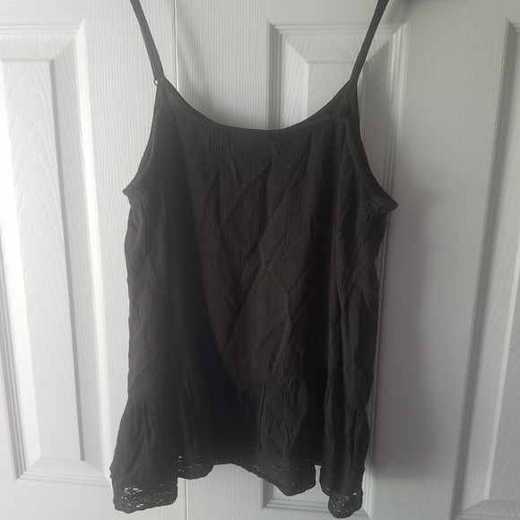 Flowy Tanktop - Picture 2 of 5